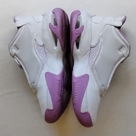 Air Jordan Max Aura 4 GS 6.0Y DQ8404-105 White Barely Grape Rush Fuschia - Picture 7 of 12
